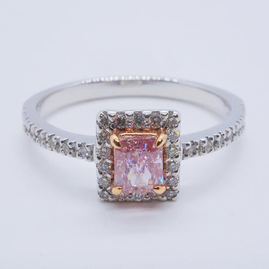 【Unique Solitaire／ユニークソリテール】Pink Diamond-Queen／ピンクダイヤモンド-クイーン【リング】
